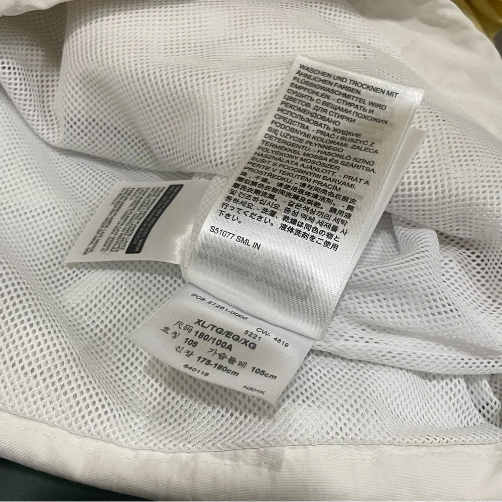 Levi's® Premium MARINA WINDBREAKER JACKET Size XL